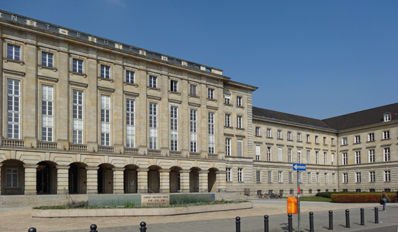 ehemals Haus des deutschen Staädtetages