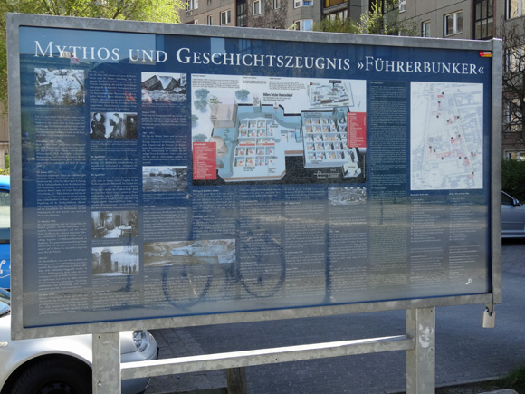 Informationstafel Führerbunker