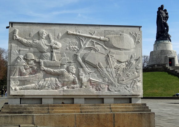 Sowjetisches Ehrenmal im Treptower Park