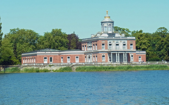 Potsdam: Marmorpalais vom Neuen See her gesehen