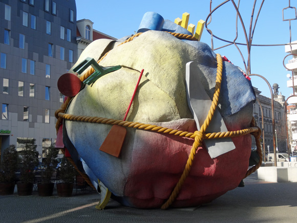 Claes Oldenburg Bundle