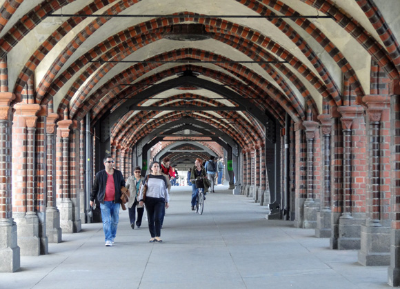 Oberbaumbrücke Kreuzgewölbegang