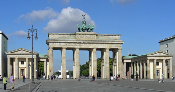 Brandenburger Tor vom Pariser Platz aus gesehen