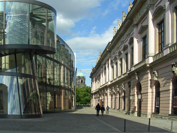 Deutsches Historisches Museum, Neubau und Zeughaus
